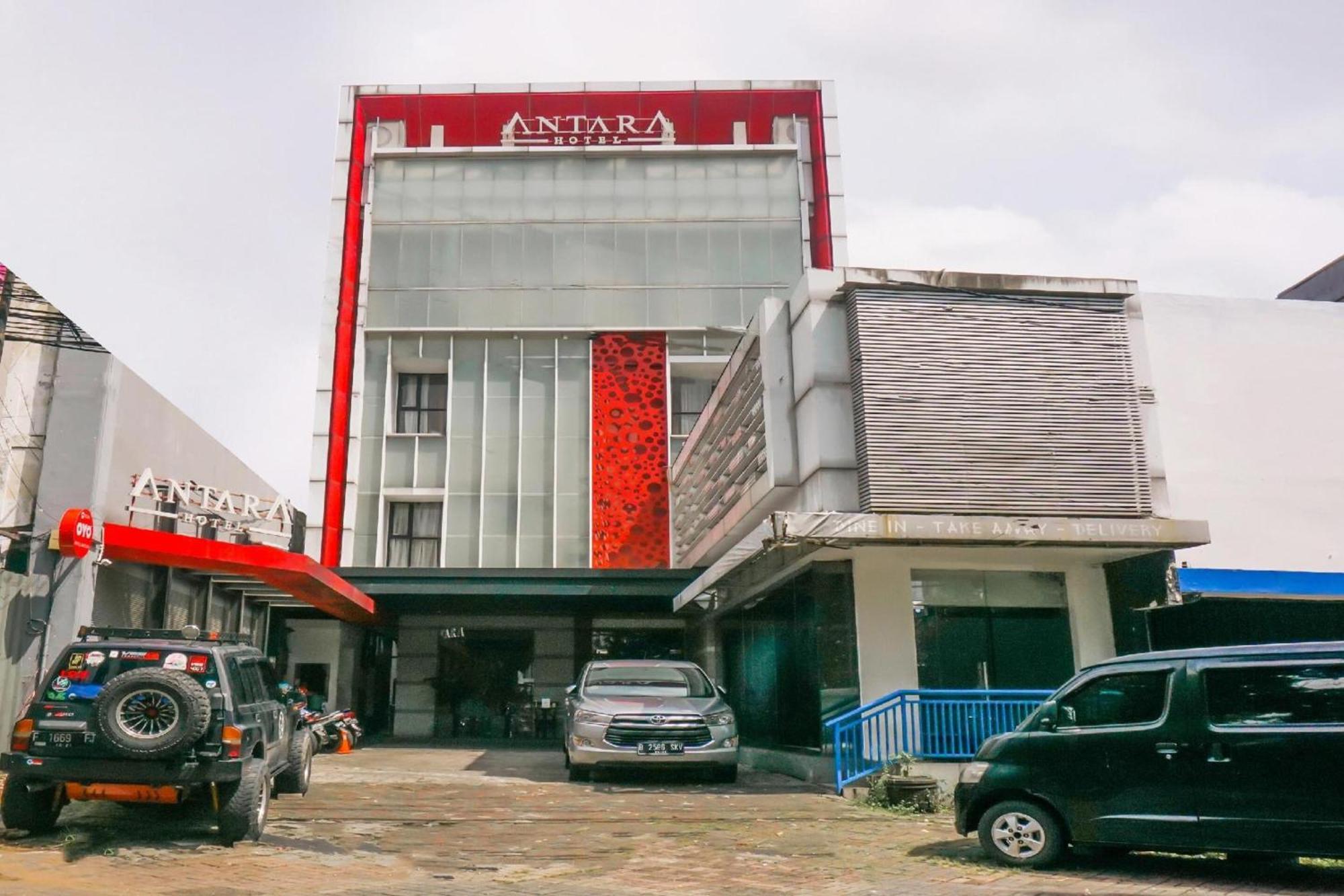 Collection O Hotel Antara Jakarta Exterior photo