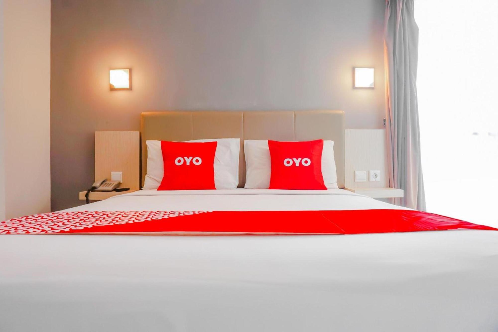 Collection O Hotel Antara Jakarta Exterior photo